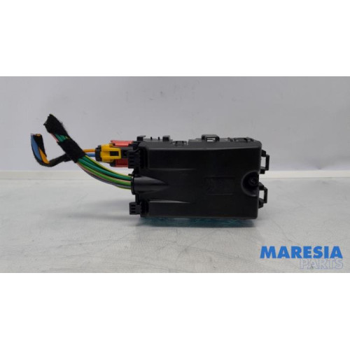 Opel - Vivaro - Sicherungskasten