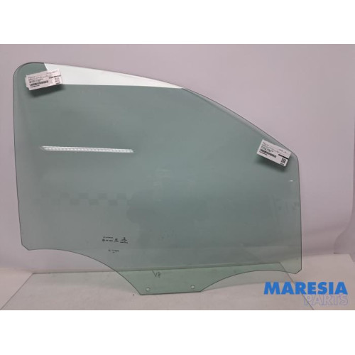 Opel - Vivaro - Türscheibe 2-türig rechts