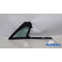 Peugeot - 208 - Quarter light, front left