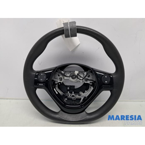 Peugeot - 108 - Steering wheel