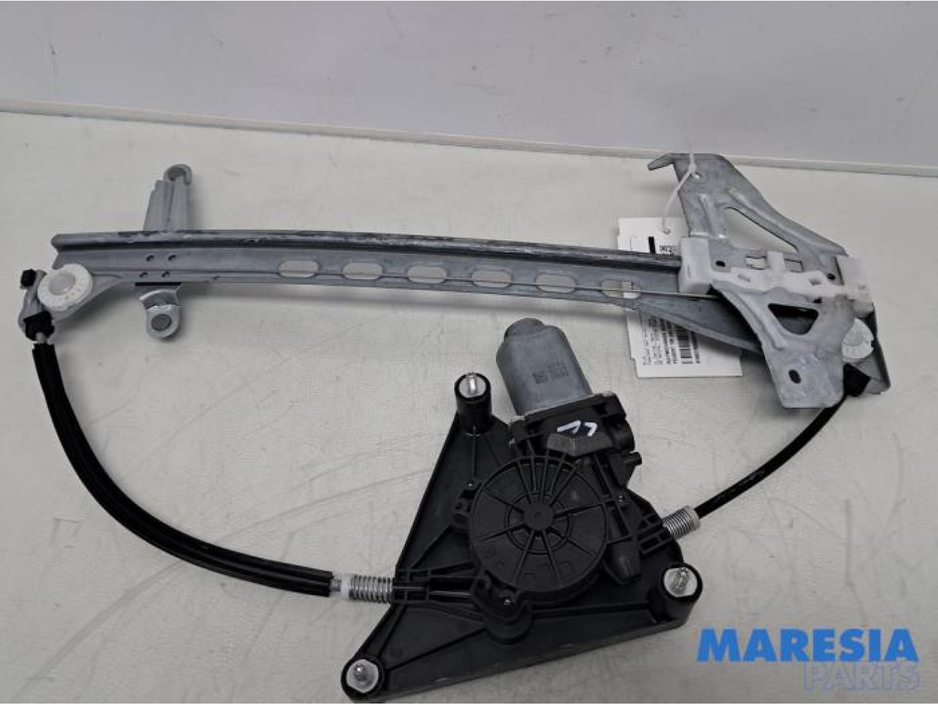 Peugeot - 108 - Ruitmechaniek 4Deurs links-voor