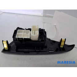 Peugeot - 108 - Elektrisches Fenster Schalter