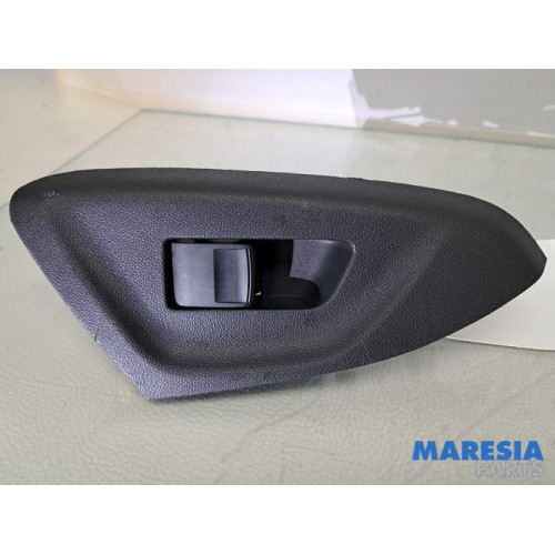 Peugeot - 108 - Elektrisches Fenster Schalter