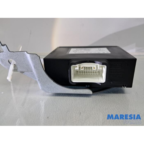 Peugeot - 108 - Central door locking module