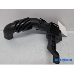 Citroen - C4 Cactus - Air intake hose