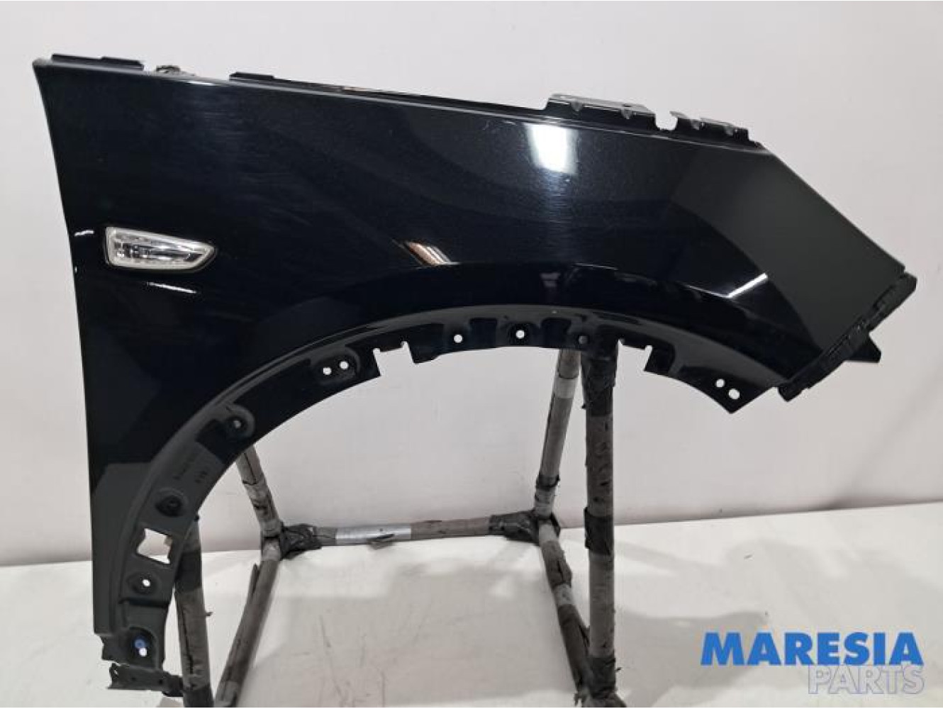 Opel - Grandland X - Front wing, right