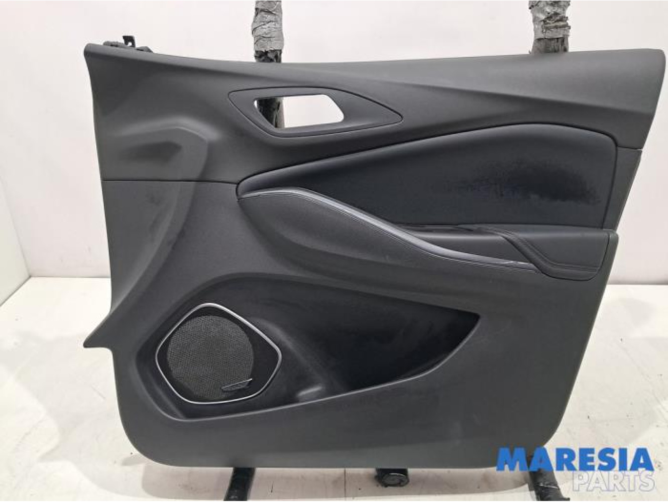 Opel - Grandland X - Front door trim 4-door, right