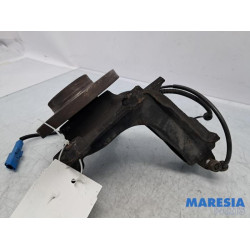 Citroen - C4 Cactus - Achsschenkel rechts vorne