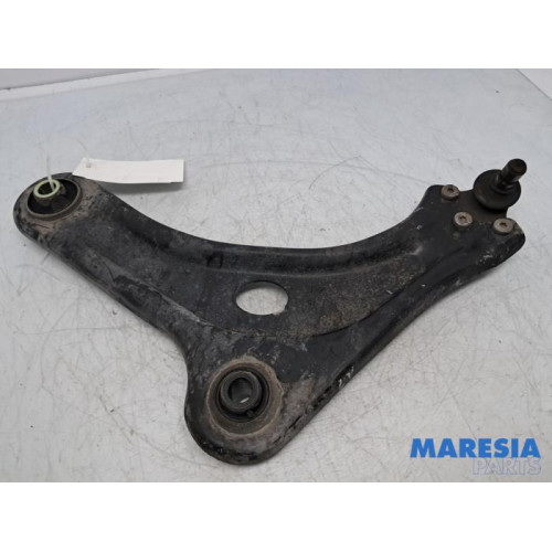 Citroen - C4 Cactus - Front lower wishbone, left