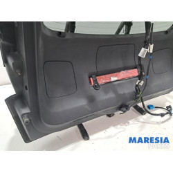 Opel - Grandland X - Tailgate