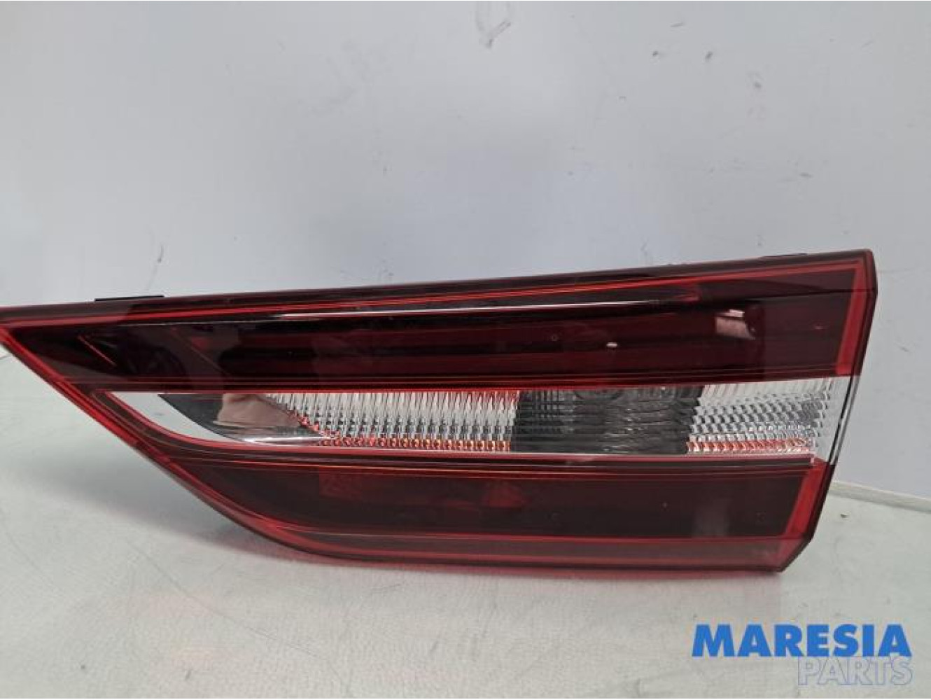 Opel - Grandland X - Feu arrière droit