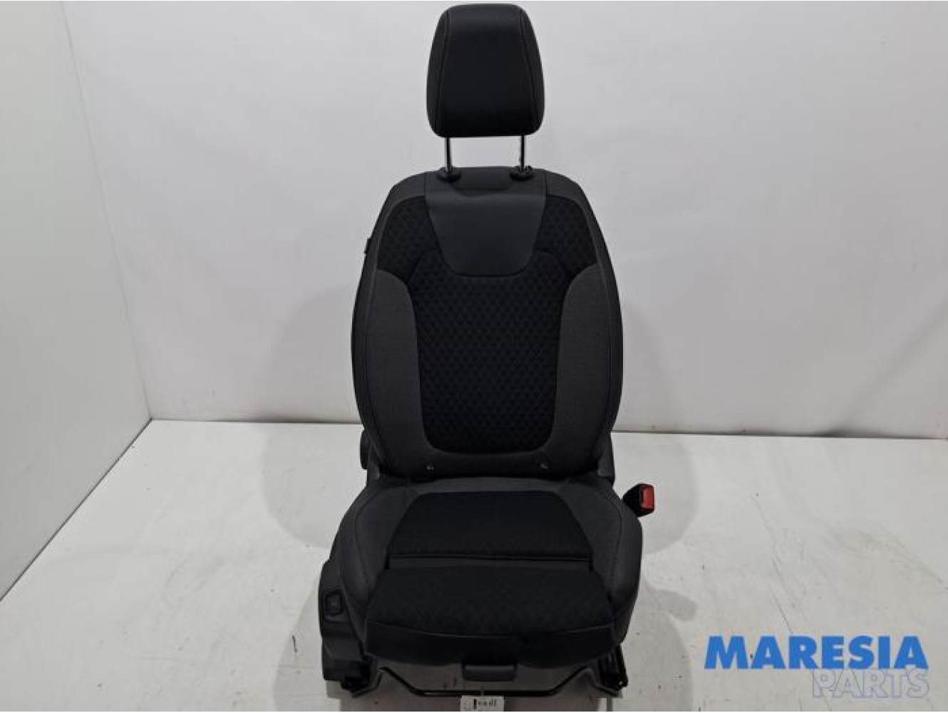 Opel - Grandland X - Seat, right