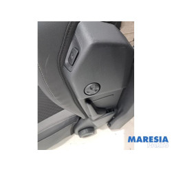 Opel - Grandland X - Seat, right