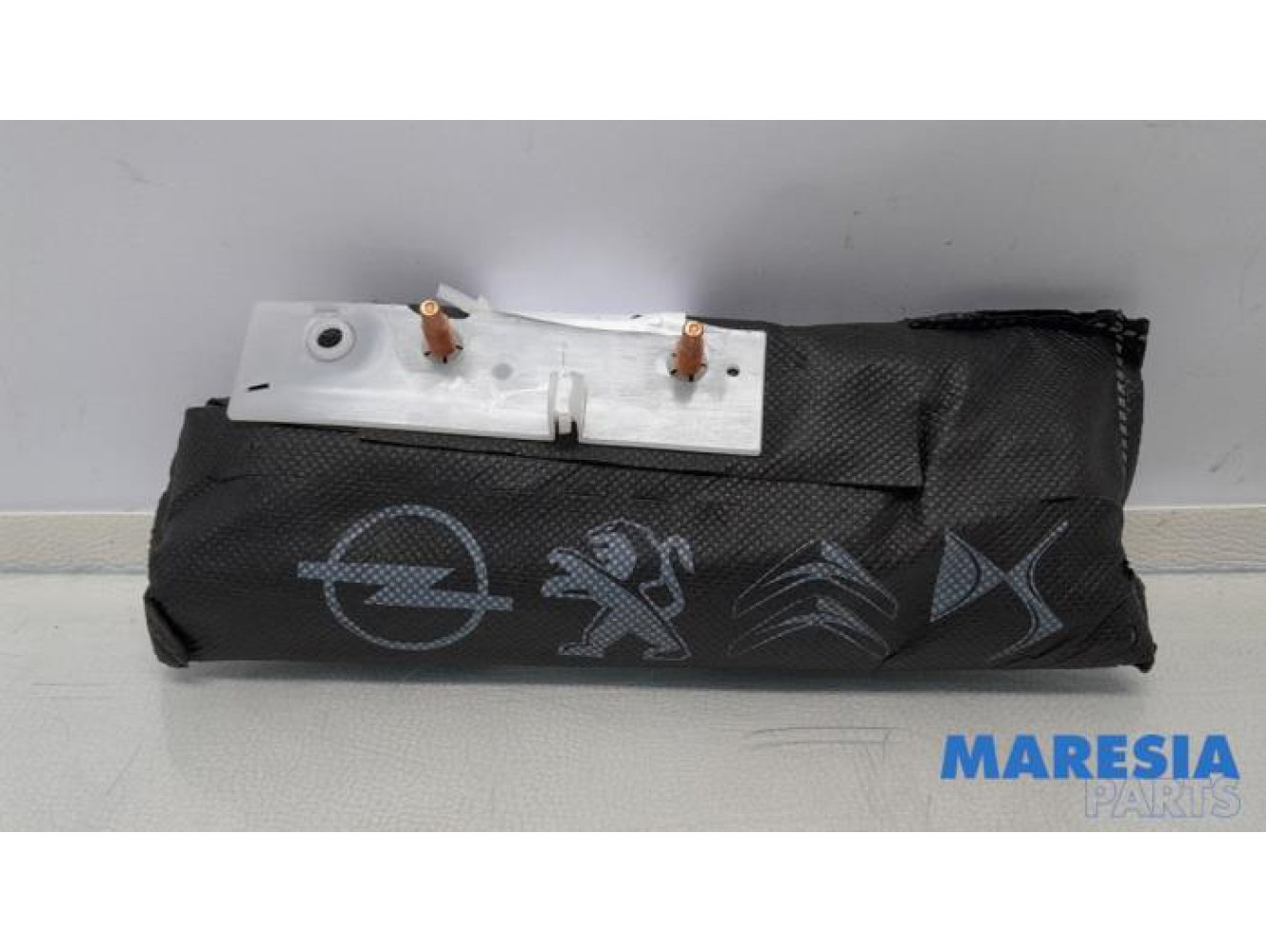 Opel - Grandland X - Seat airbag (seat)