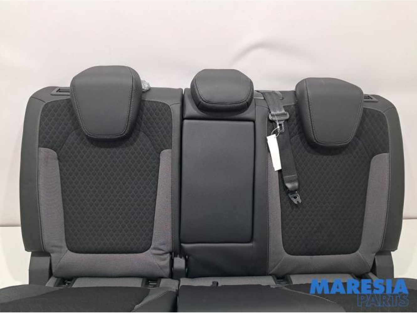 Opel - Grandland X - Rear bench seat