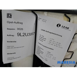 Opel - Grandland X - Rear bench seat