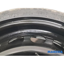 Opel - Karl - Krikset + reservewiel