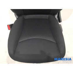 Opel - Karl - Sitz links