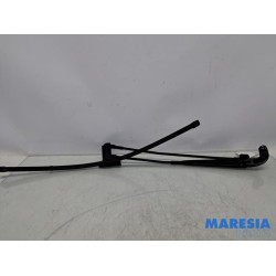 Peugeot - 108 - Ruitenwisserarm voor