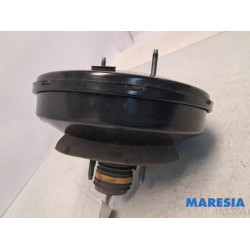 Peugeot - 208 - Brake servo