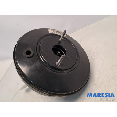 Peugeot - 208 - Brake servo