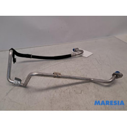 Peugeot - 208 - Airco Leiding