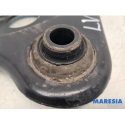 Peugeot - 208 - Querlenker unten links vorne