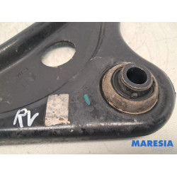 Peugeot - 208 - Querlenker unten rechts vorne