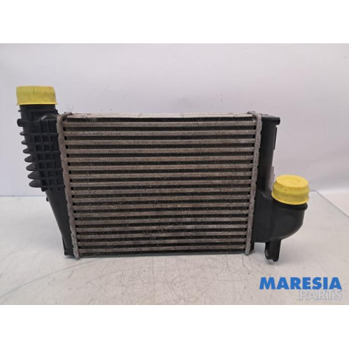 Opel - Vivaro - Intercooler