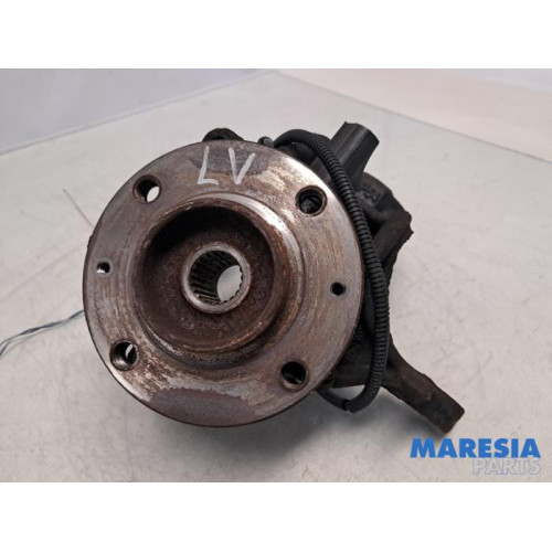 Peugeot - 208 - Knuckle, front left