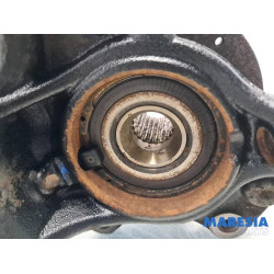 Peugeot - 208 - Fusee rechts-voor