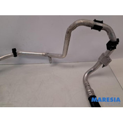 Opel - Vivaro - Tuyau clim