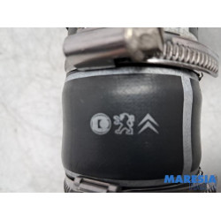 Opel - Vivaro - Intercooler tube