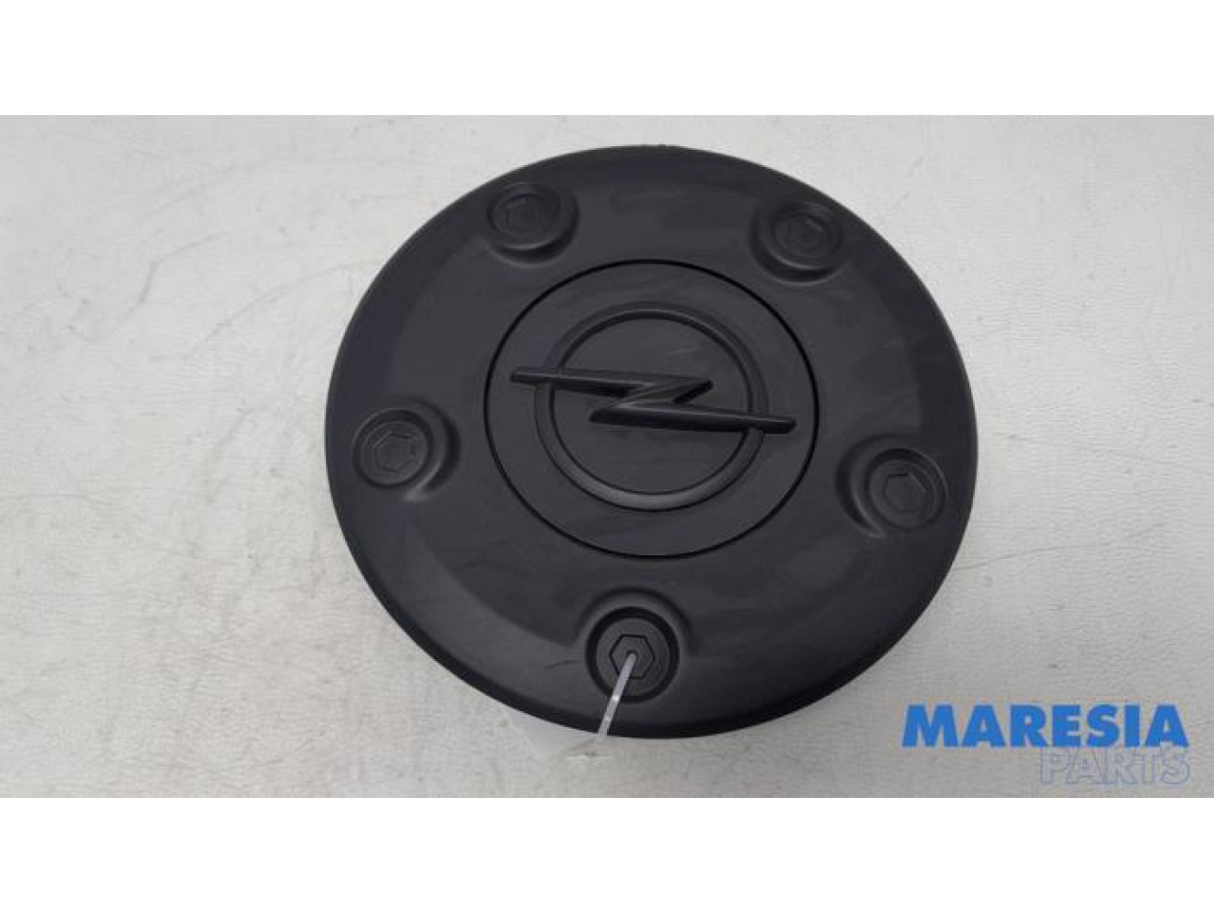 Opel - Vivaro - Radkappe