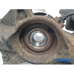 Opel - Vivaro - Achsschenkel links vorne