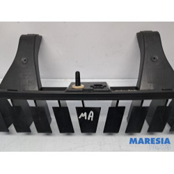 Peugeot - 308 - Bumpersteun midden-achter