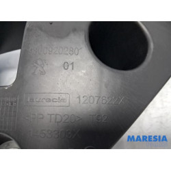 Peugeot - 308 - Bumpersteun midden-achter