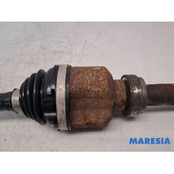 Opel - Vivaro - Aandrijfas rechts-voor