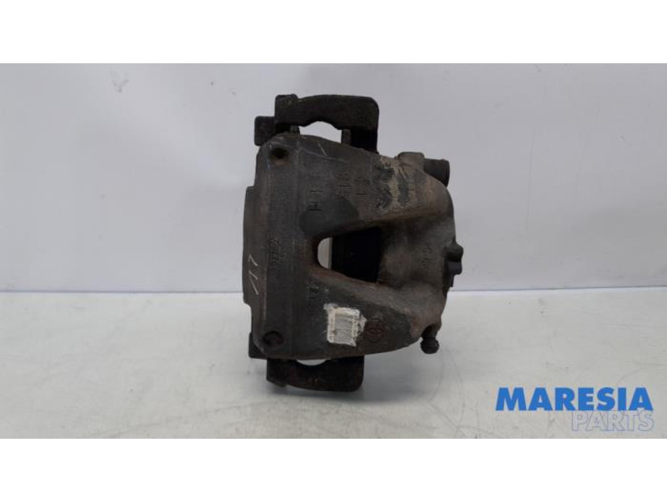 Opel - Vivaro - Front brake calliper, left