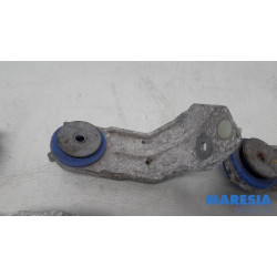 Opel - Vivaro - Stütze (sonstige)