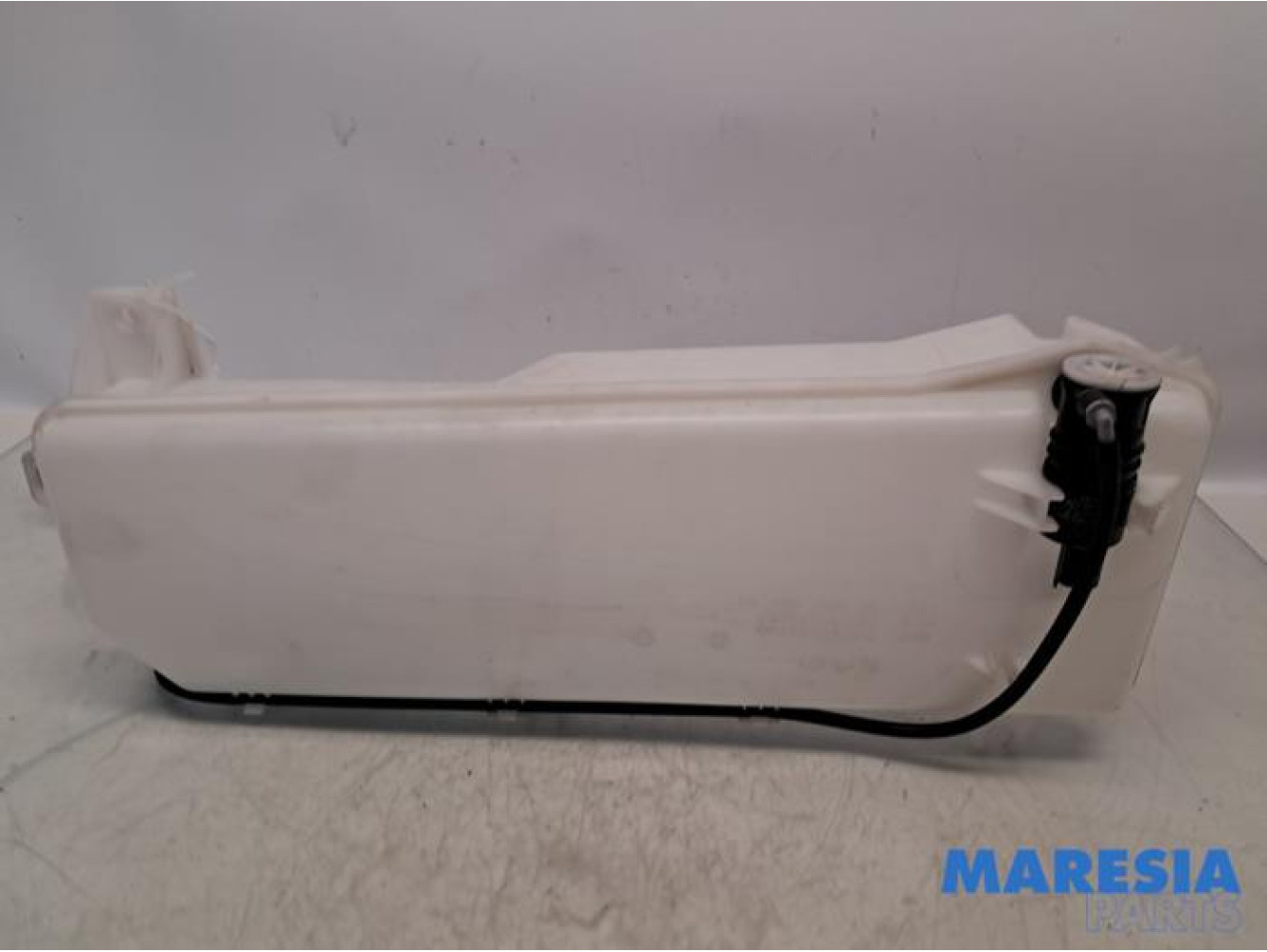 Opel - Vivaro - Scheibensprühertank vorne