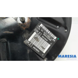 Opel - Vivaro - Bremskraftverstärker