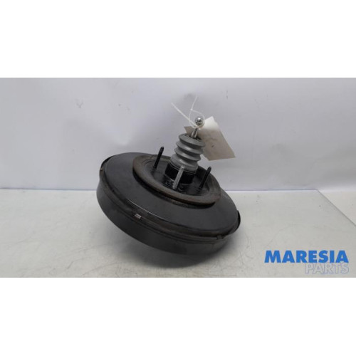 Opel - Vivaro - Bremskraftverstärker