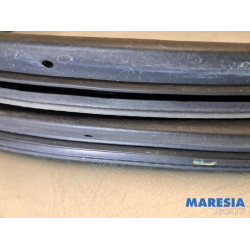 Opel - Vivaro - Schiebetür Gummi rechts