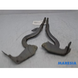 Peugeot - 308 - Motorhaube Scharnier