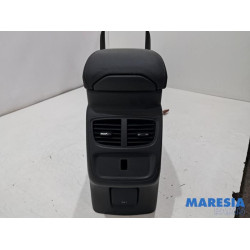 Opel - Grandland X - Middle console