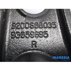 Renault - Trafic - Querlenker unten rechts vorne