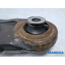 Renault - Trafic - Querlenker unten links vorne