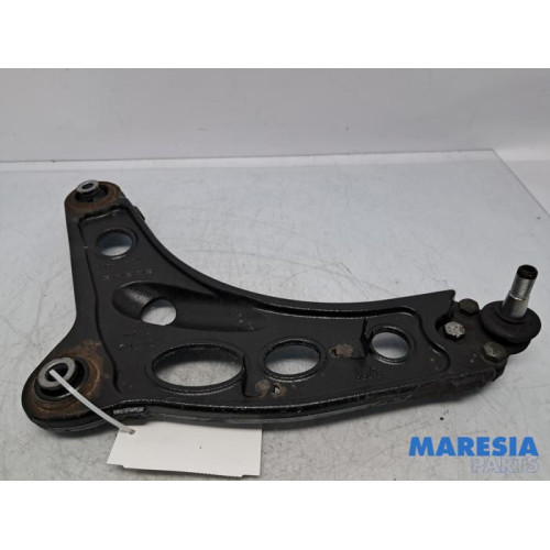 Renault - Trafic - Front lower wishbone, left