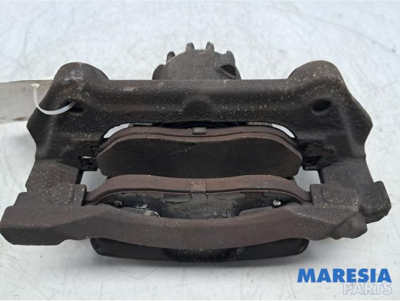 Renault - Trafic - Front brake calliper, left